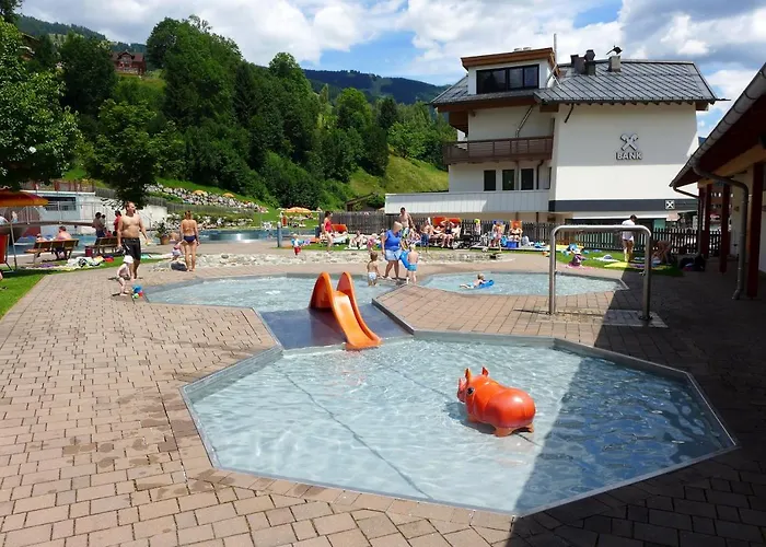Hotel Herzblut - Joker Card Included In Summer